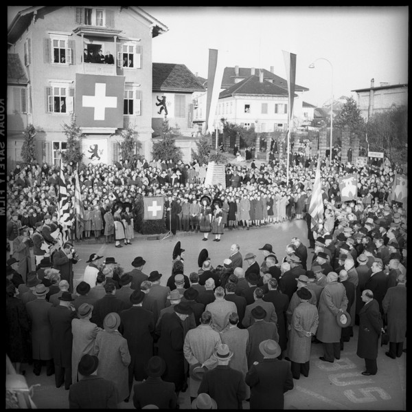 St. Gallen celebrating Federal councillor Thomas Holenstein one day after his election; 1954.