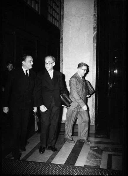The accused, trial against Swiss Nazis; 1947.
