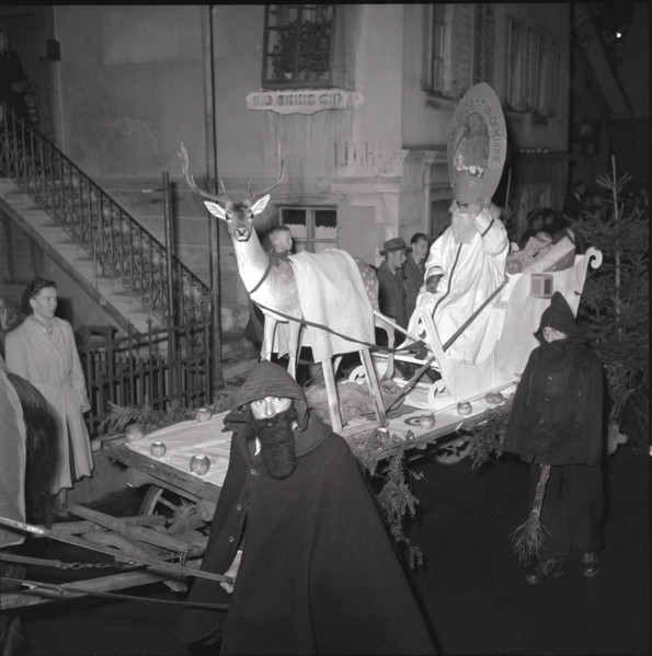 Santa Claus on a sledge in Arth in 1950.