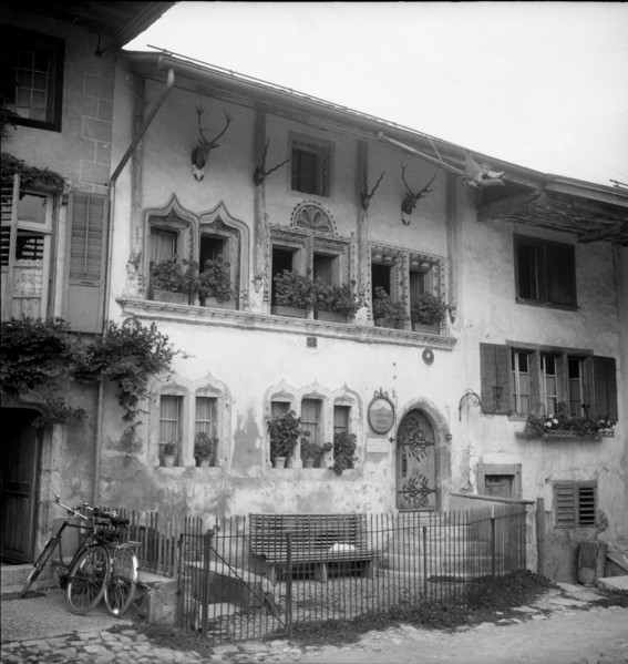 Gruyères, front of historical house; 1948.