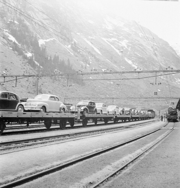 Car Loading through the Gotthard, 1948.