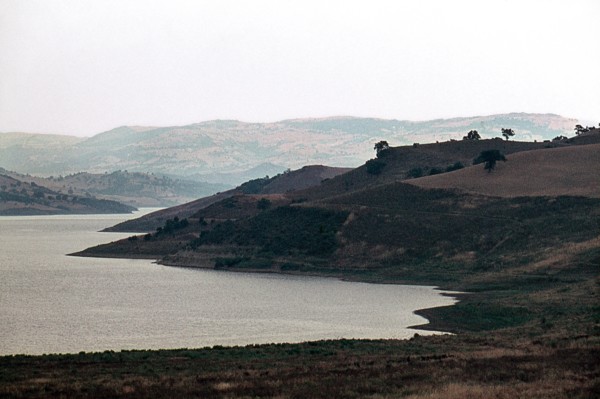 Nature, Italy, region of Puglia 1975 Lago di Occhito (Occhito lake).