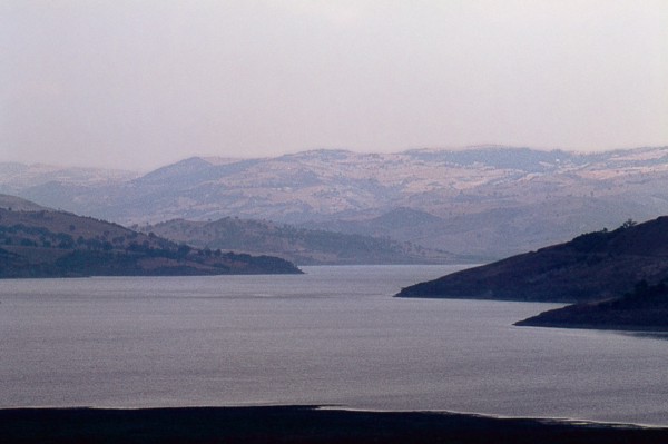 Nature, Italy, region of Puglia 1975 Lago di Occhito (Occhito lake).