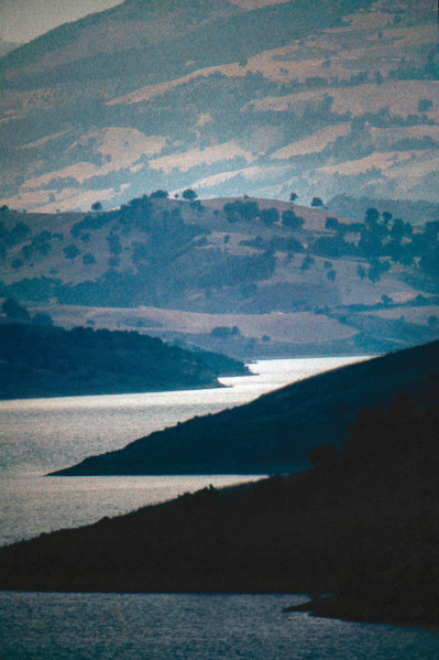 Nature, Italy, region of Puglia 1975 Lago di Occhito (Occhito lake).
