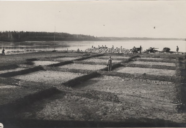 Po River land reclamation works, the protection of the riverbank