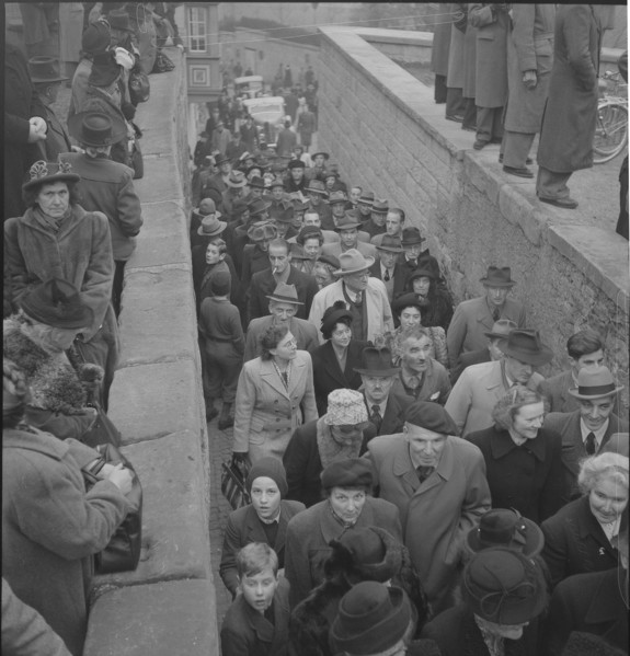 Duttweiler in deployment to Lindenhof place, 1948.