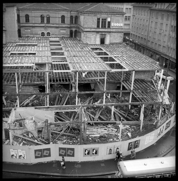 Demolition of Globus at Lowenplatz, Zurich 1961.