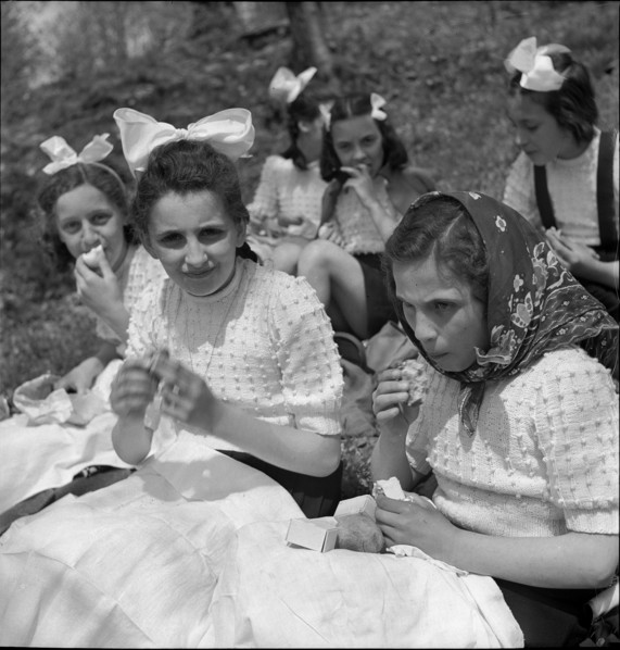 Girls at spring festival in Vico Morcote, 1942.