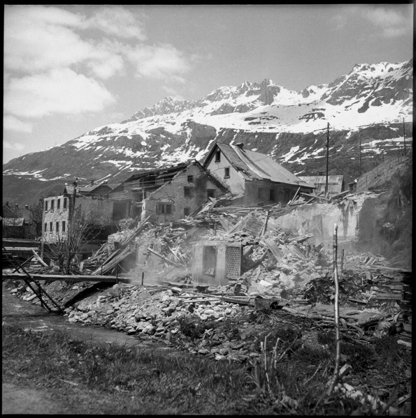 Avalanche in Andermatt; damaged buildings after thaw; 1951.