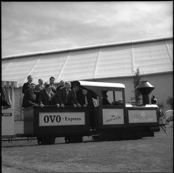HOSPES 1954: Hospes-Train.