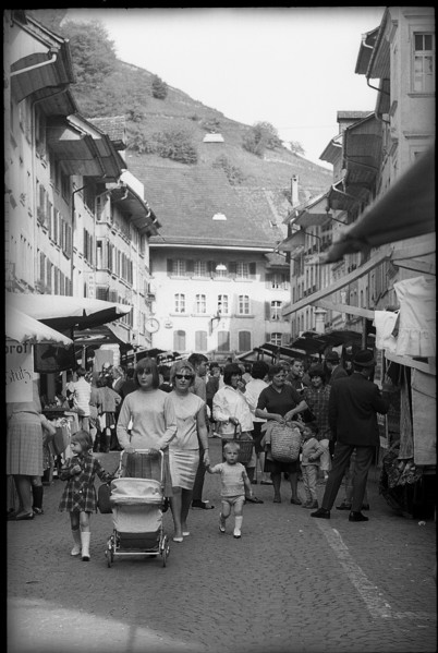 Women and children at market in Lenzburg 1966.