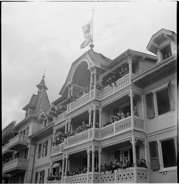 Children on the balconys of the children's home.