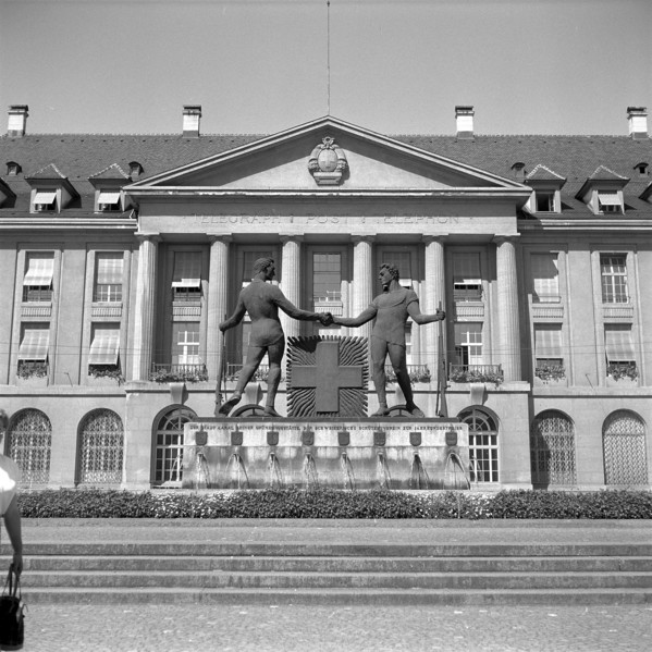 Aarau, Schutzendenkmal; 1953.