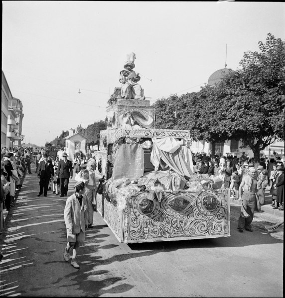 Braderie, public festival in La Chaux-de-Fonds, 1946.