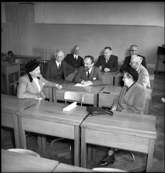 Class of former students of Technikum Winterthur 1949.
