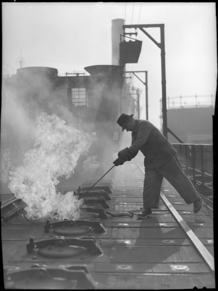 Workers at Gasworks Schlieren 1957.