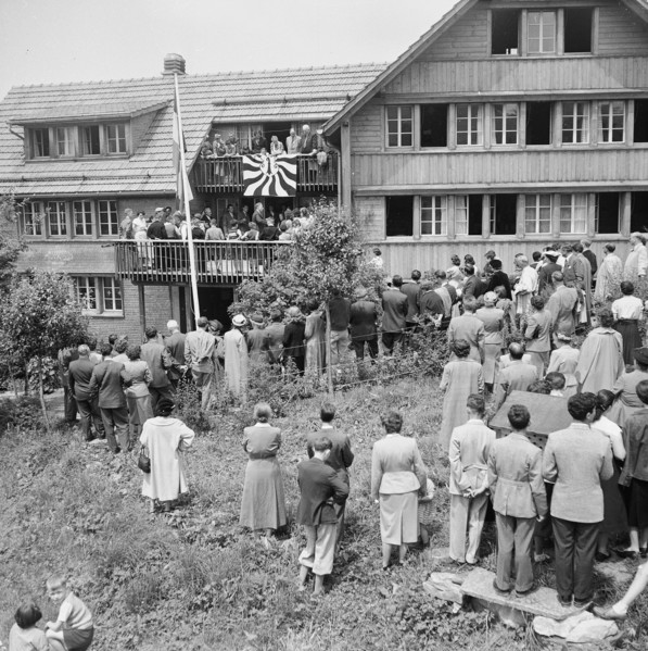 Children's village Pestalozzi: renaming of Basler House to Les Cigognes, 1953.