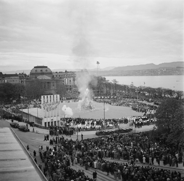 Sechselaeuten in Zurich, 1939.