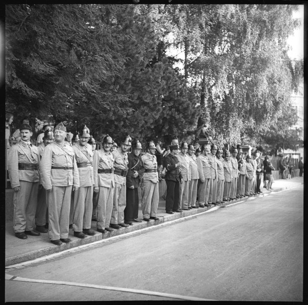 Men of the war fire brigade, 1939.