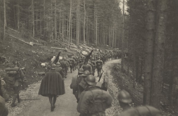 Troops in column on Mount Magnaboschi