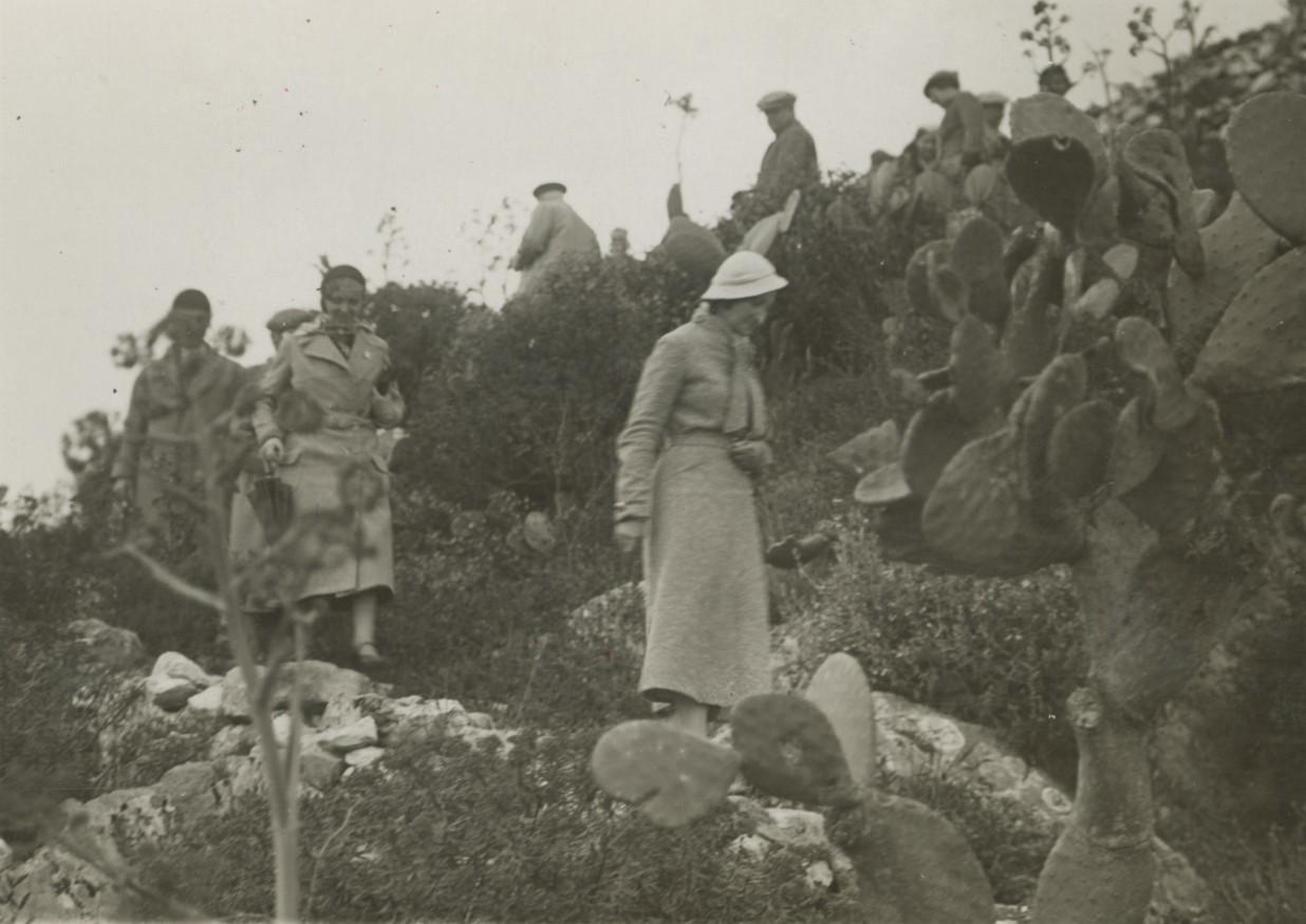 Castelmola Coast. 
	
		1924