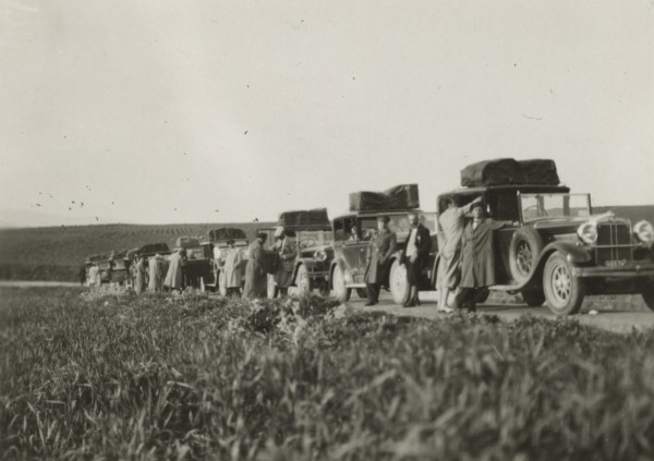 Trucks leaving. 
	
		1924