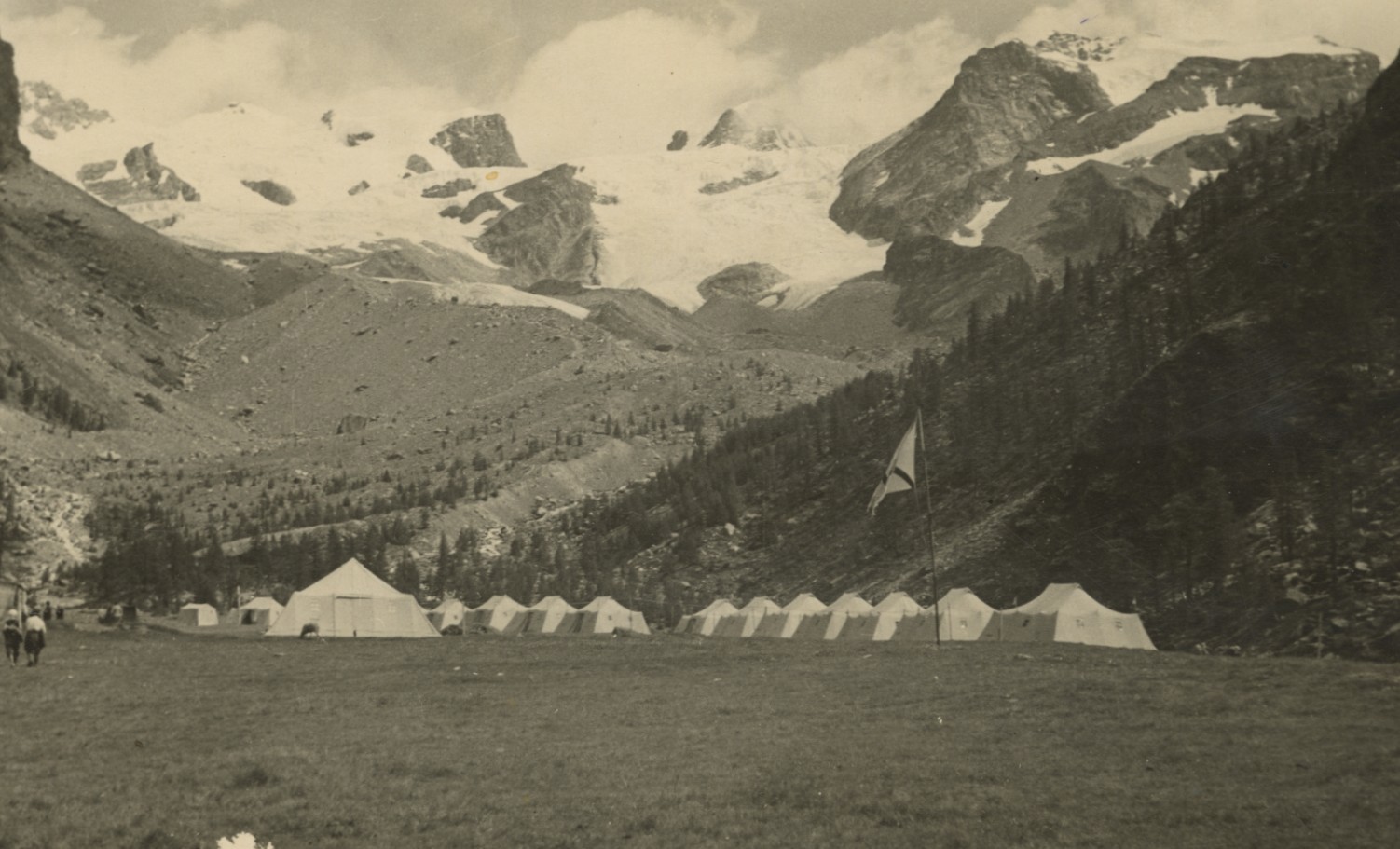 XVI Touring Club Italiano Campsite on Monte Rosa: the camp. 1937