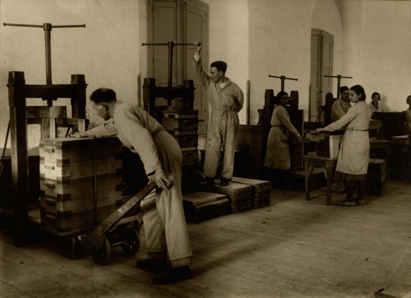 Tobacco packaging in a factory in Lecce