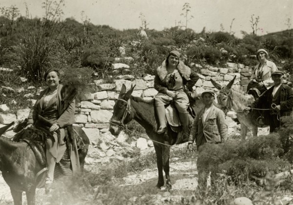 National excursion in Sicily