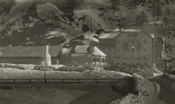 The Toce Waterfall Hotel in Formazza. 
	
		1931