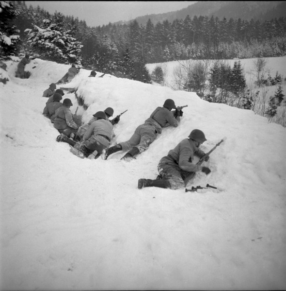 Metropolitan police Berne 1957: Grenadier training