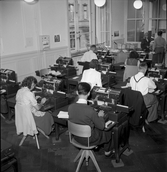 DAta handling automation, subscriber invoice issuing by punch card, Zurich 1949