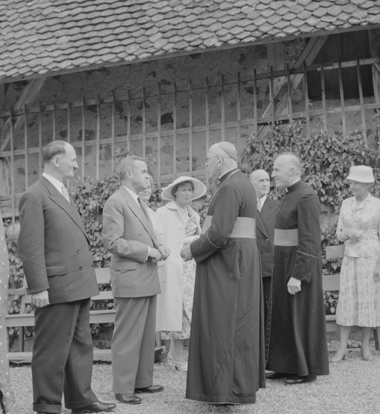 Federal Councillors greet the diplomatic body at Gruyeres castle 1957