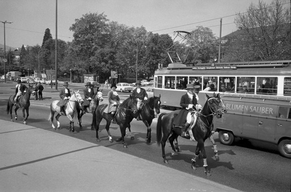 Diligence drive to Flims: Upbeat of the Year of the Alps, 1965