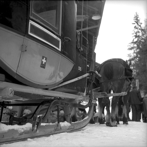 Post sledge Versam - Safien 1953