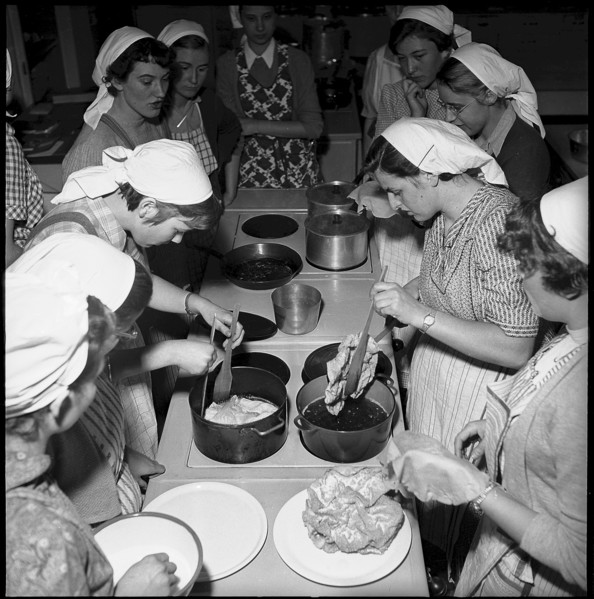 Cooking at school for housekeeping, Zurich 1952