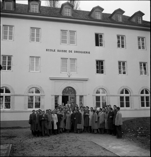 Students of school for chemist in Neuchatel 1951