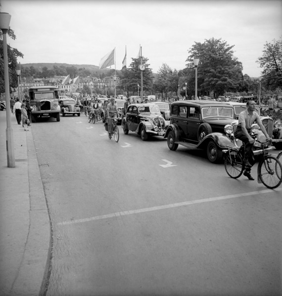 Bahnhofstrasse in Zurich, 1947