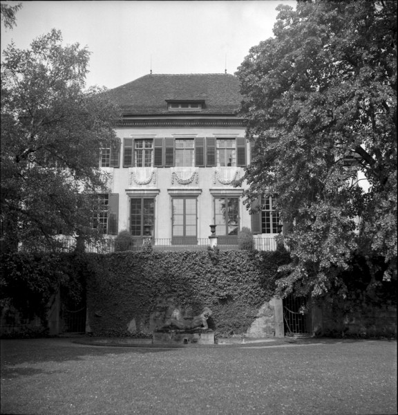 Muraltengut, Zurich 1944