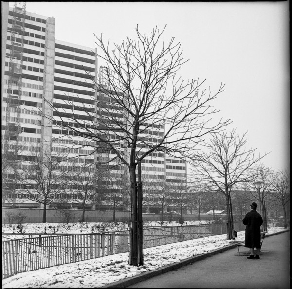 Construction of new high-rise buildings in the Lochergut, Sihlfeld Zurich 1965