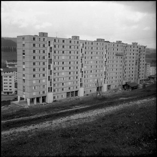 High-rise building ""Building 54"" at La Chaux-de-Fonds under construction, 1955