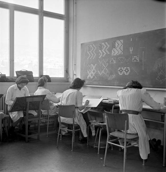 Fashion class at trade school, Zurich 1942