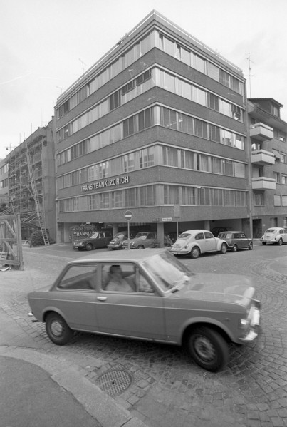 Car passing the Transitbank, Zurich 1973