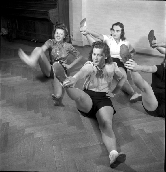 Film and dance studio Doradin in Zurich 1943