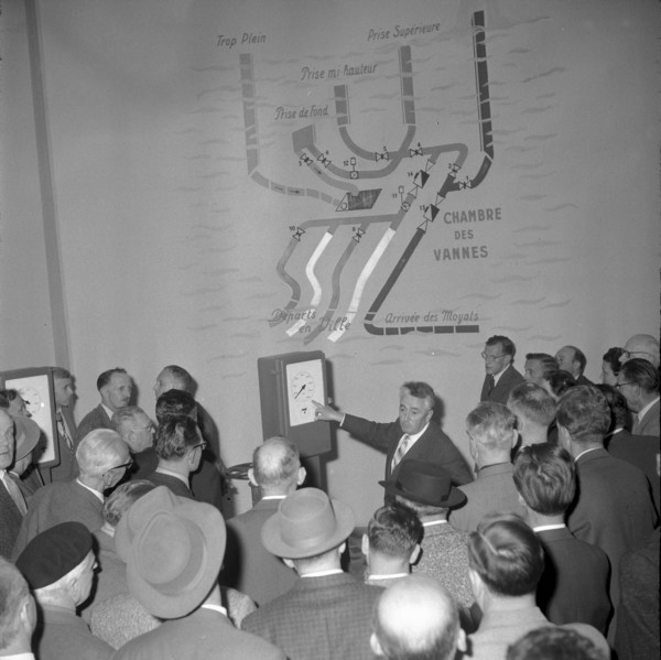 Opening of the most modern drinking water reservoir of Switzerland in La Chaux-de-Fonds 1959