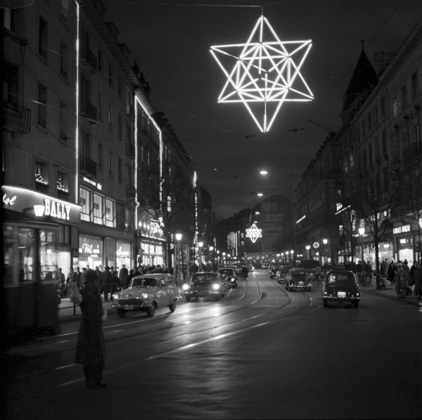 Christmas Lighting in Zurich 1957: Bahnhofstrasse