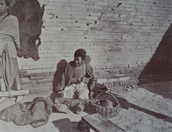 Chinese prisoner knitting Art album Manchuria Russo-Japanese War 1906