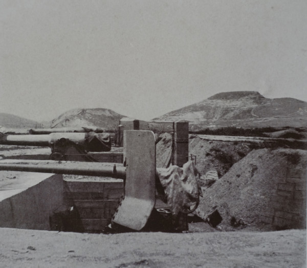 The battery of the Flat Cape with a view of Green Mountain Art album Manchuria Russo-Japanese War 1906