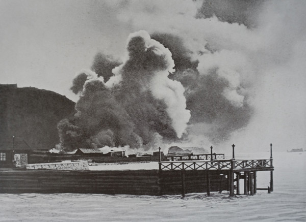 Fire in the artillery town Art album Manchuria Russo-Japanese War 1906