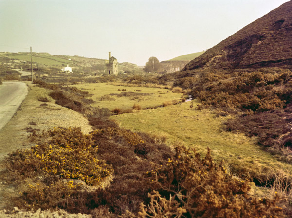 Ruins of engine house building Wheal Ellen.